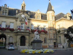 L'hôtel de ville de Melun. Photo Tej pour wikipedia