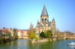 Au bord de la Moselle à Metz